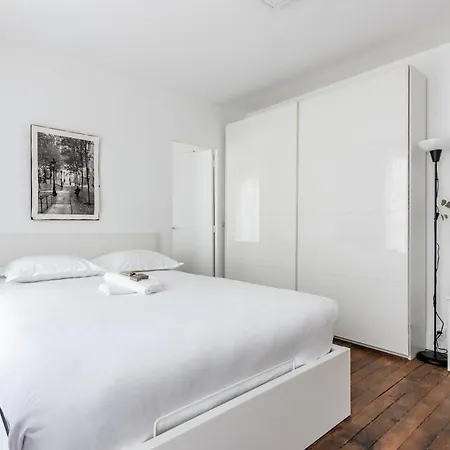 Magenta Quest Apartment Paris